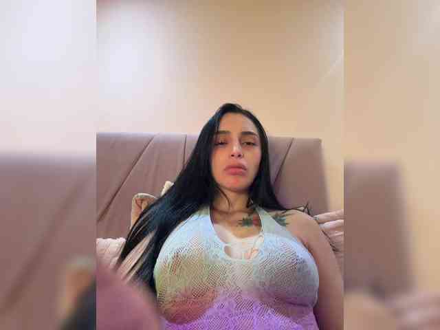 AprilRosse webcam