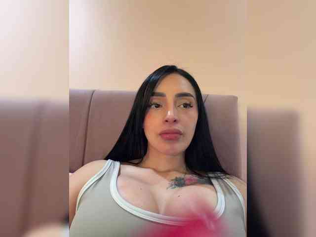 AprilRosse webcam