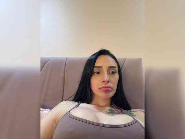 AprilRosse webcam
