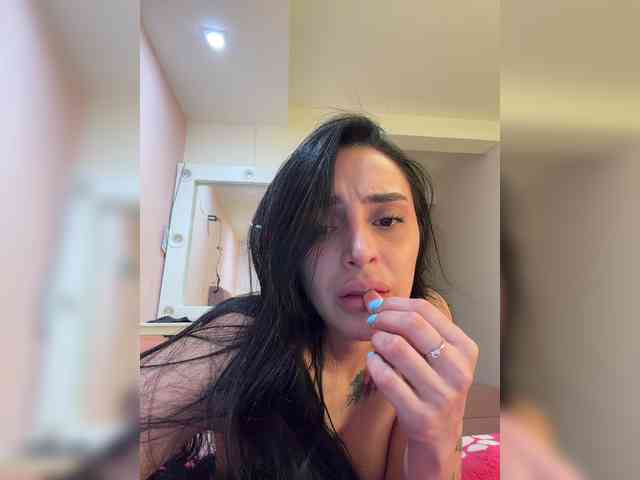 AprilRosse webcam