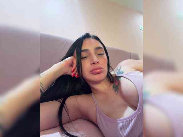 AprilRosse webcam