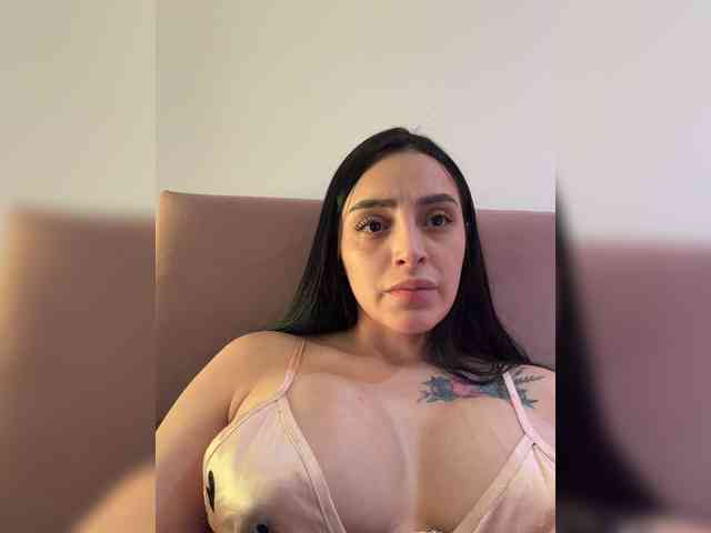 AprilRosse webcam