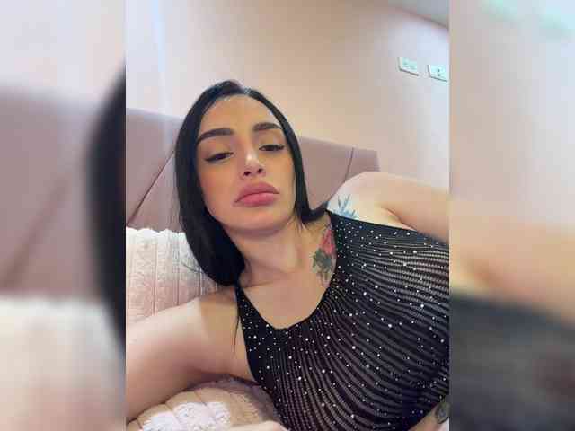 AprilRosse webcam