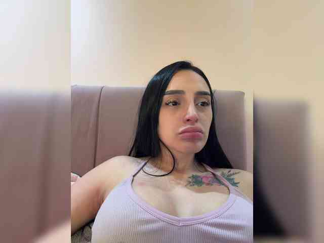 AprilRosse webcam