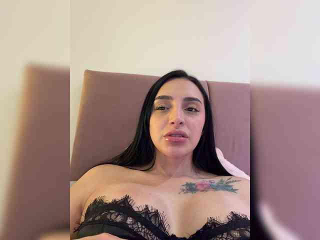 AprilRosse webcam