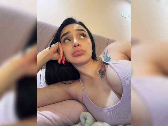 AprilRosse webcam