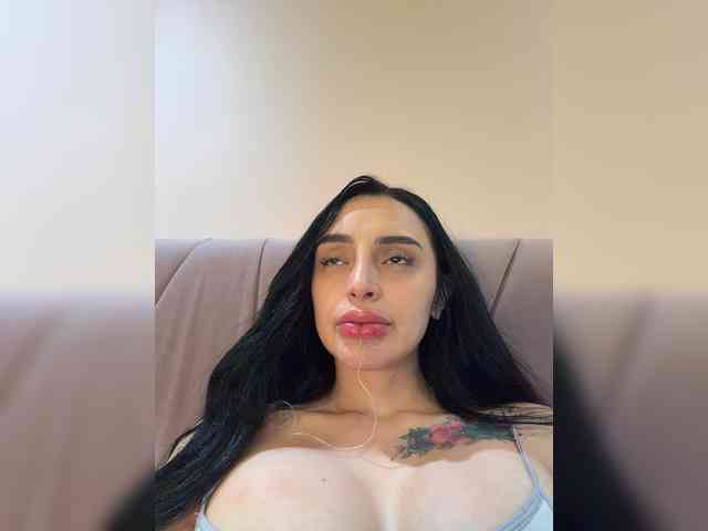 AprilRosse webcam