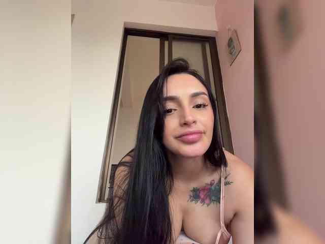 AprilRosse webcam