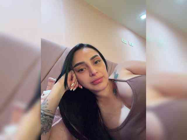 AprilRosse webcam