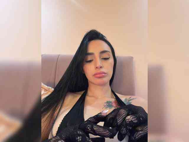 AprilRosse webcam