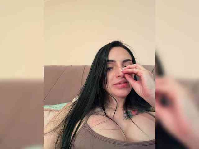 AprilRosse webcam