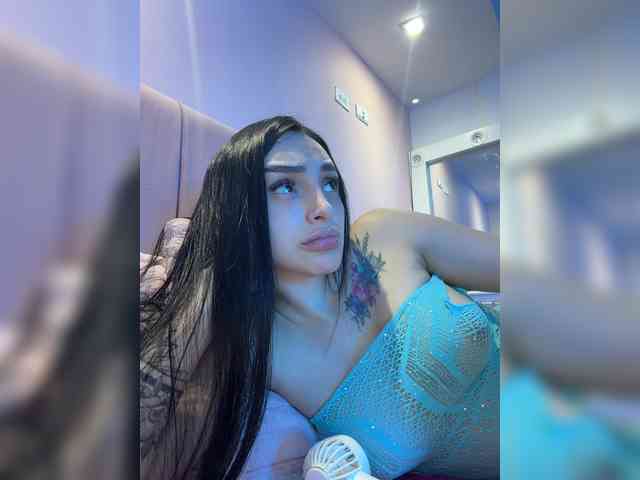 AprilRosse webcam
