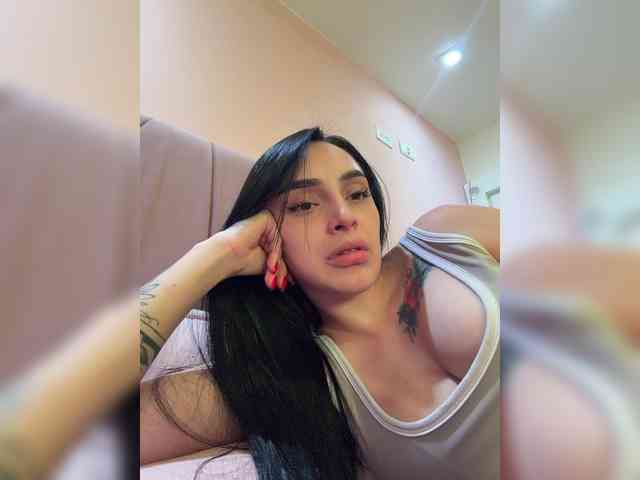 AprilRosse webcam