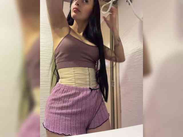 AprilRosse webcam