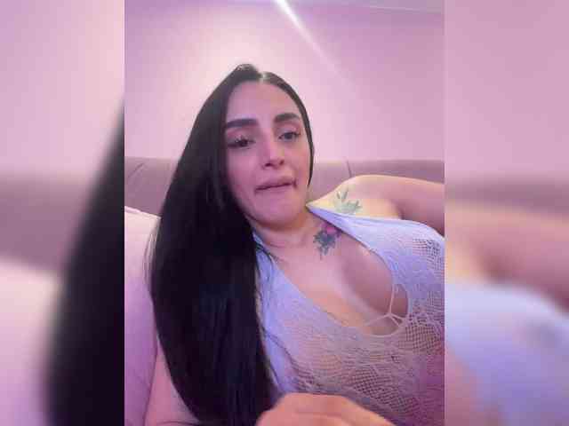 AprilRosse webcam