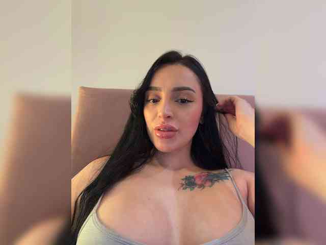 AprilRosse webcam