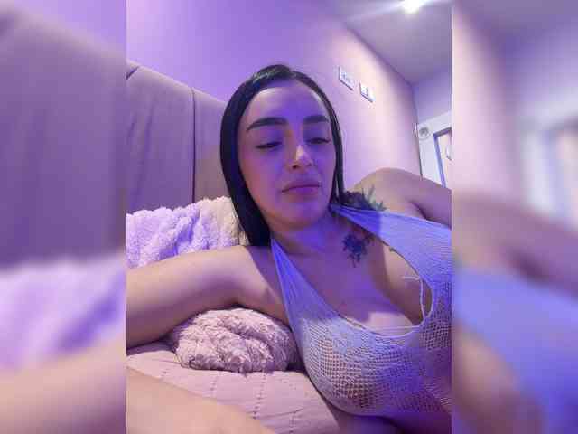 AprilRosse webcam