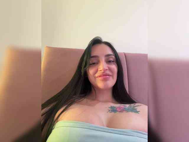 AprilRosse webcam