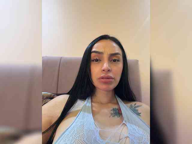 AprilRosse webcam