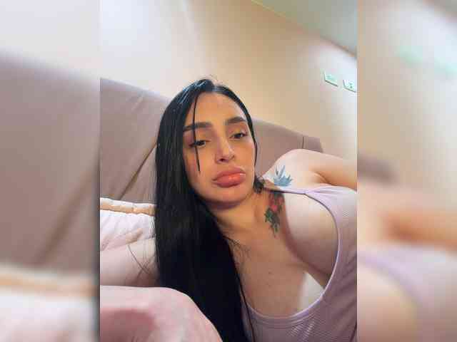 AprilRosse webcam