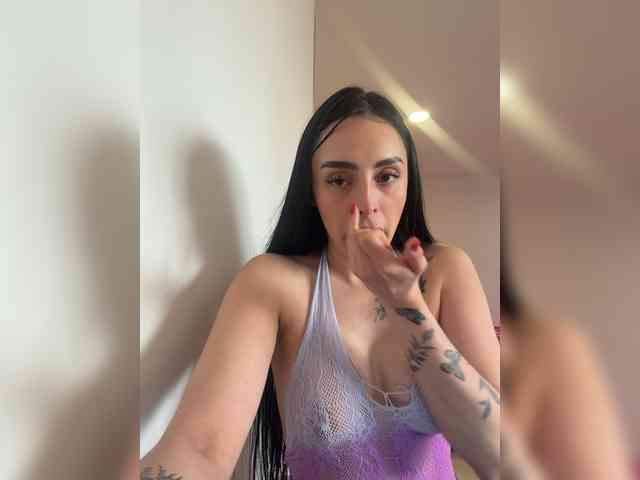 AprilRosse webcam