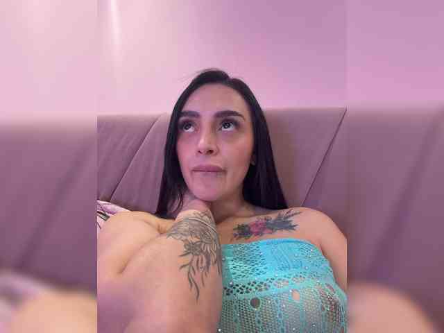 AprilRosse webcam