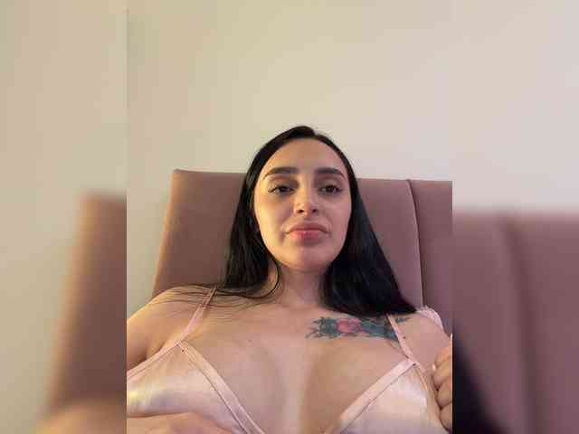 AprilRosse webcam