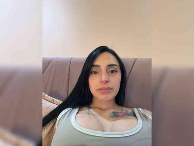 AprilRosse webcam