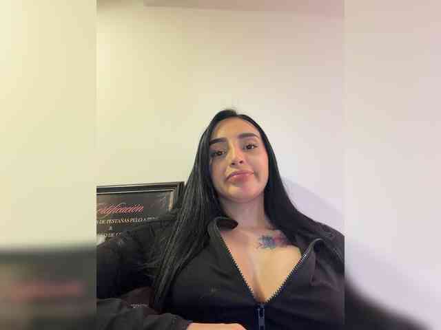 AprilRosse webcam