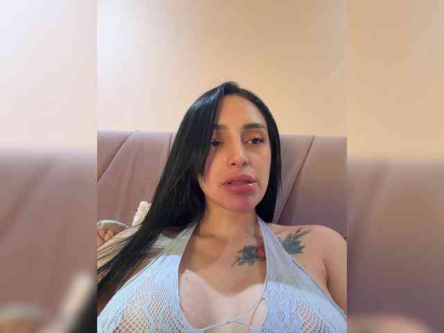 AprilRosse webcam