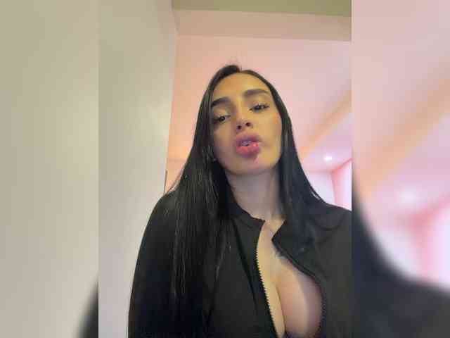 AprilRosse webcam