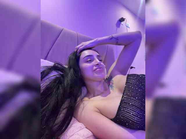 AprilRosse webcam