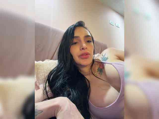 AprilRosse webcam