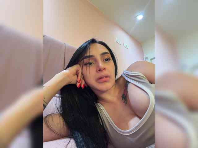 AprilRosse webcam