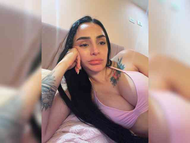 AprilRosse webcam
