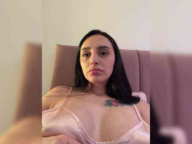AprilRosse webcam