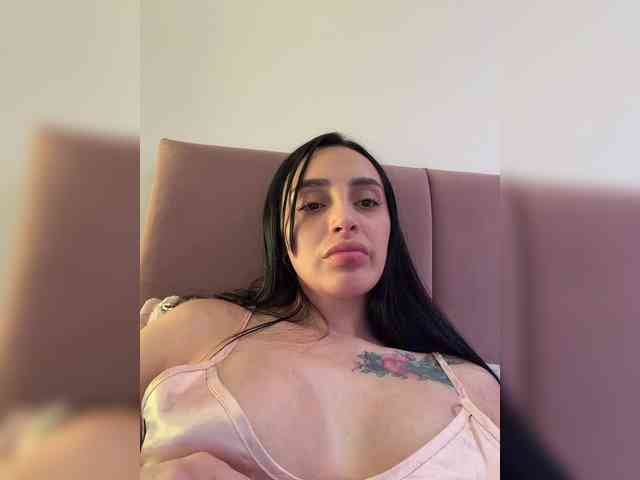 AprilRosse webcam