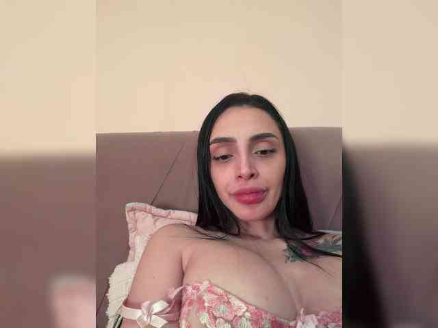 AprilRosse webcam