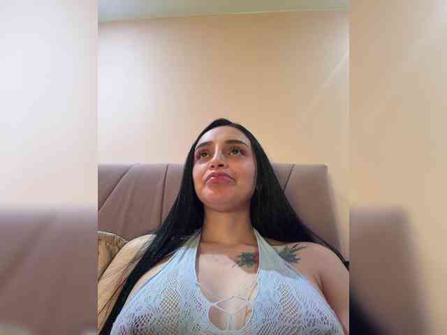 AprilRosse webcam