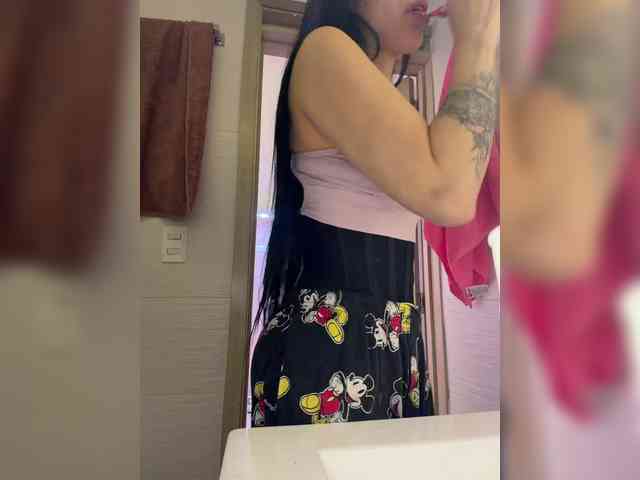 Aprilrosse's live stream
