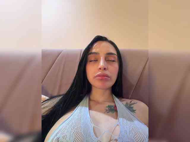AprilRosse webcam