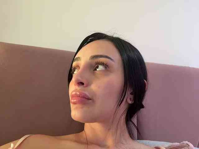 AprilRosse webcam