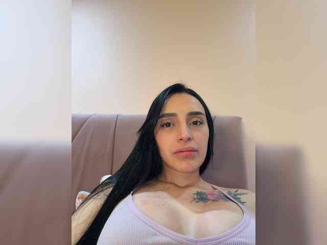 AprilRosse webcam