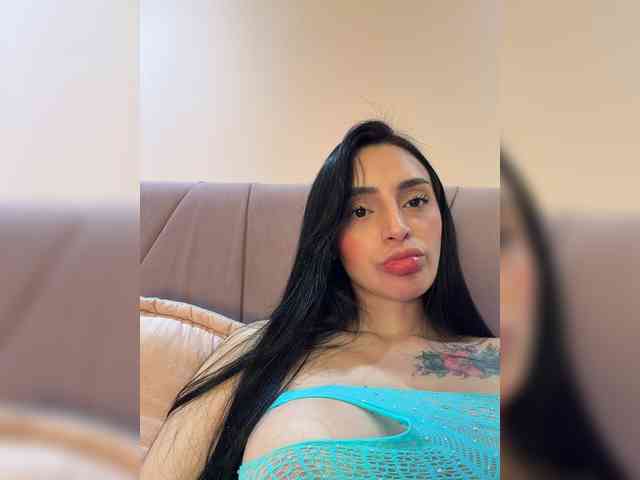 AprilRosse webcam