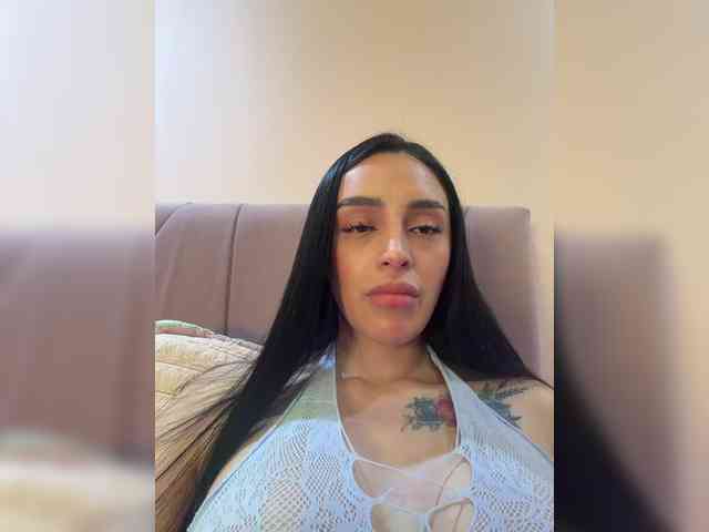 AprilRosse webcam