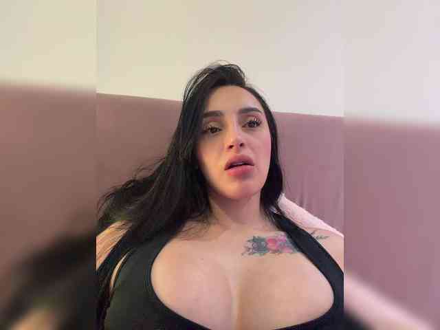 AprilRosse webcam