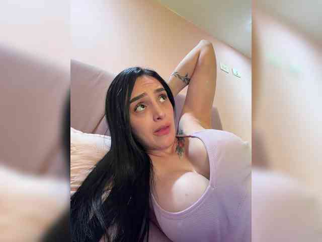 AprilRosse webcam