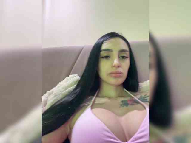 AprilRosse webcam