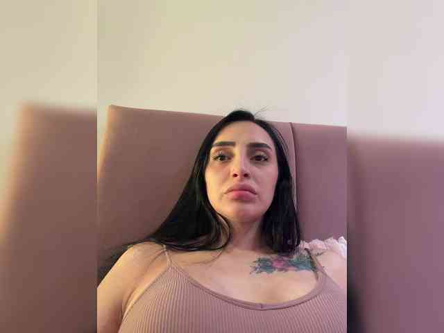 AprilRosse webcam