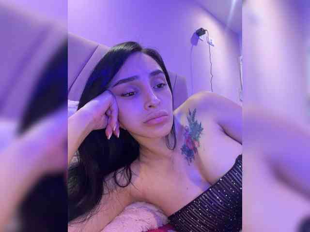 AprilRosse webcam